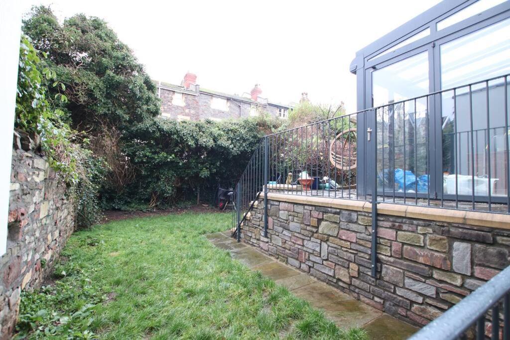Stylish 2 Bed Home In The Heart Of Clifton Bristol Buitenkant foto